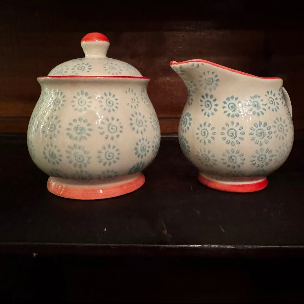 Signature Housewares Inc. | Ceramic Sugar & Cream Set in Blue Swirl Pattern